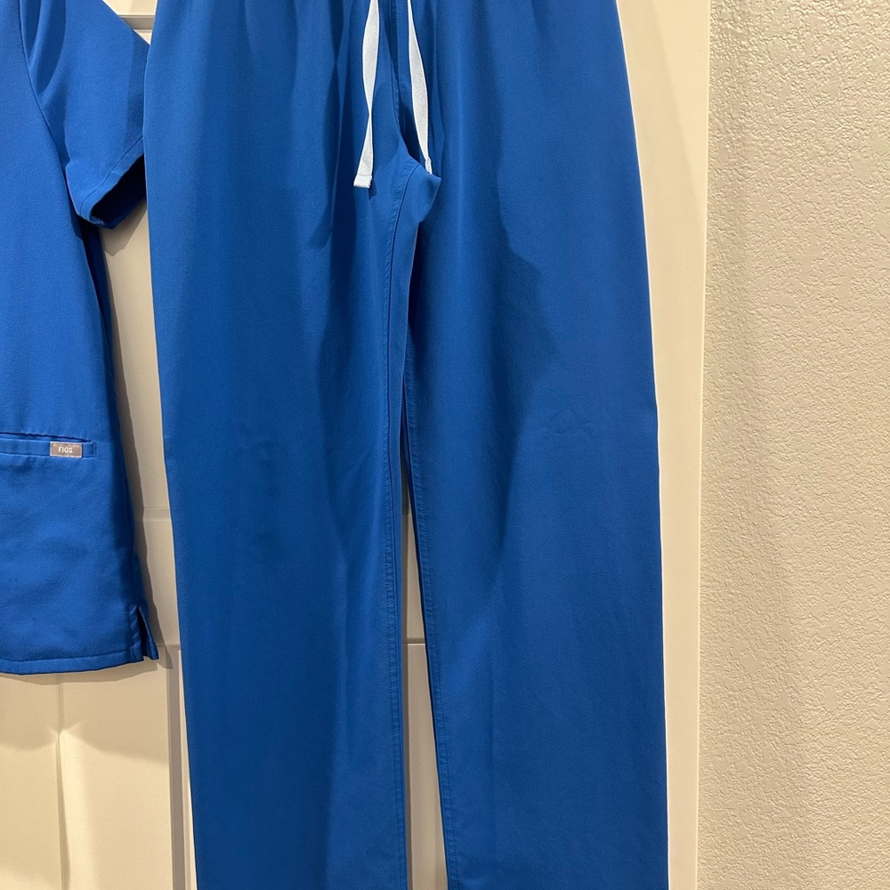 Figs Scrubs, Top And Bottom Both Size Small. Bott… - image 3